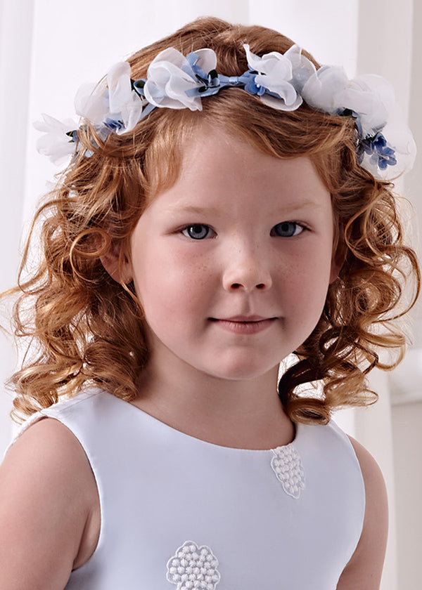 Girl wearing flower headband (sky blue)